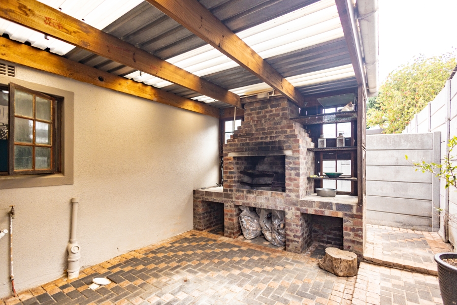 3 Bedroom Property for Sale in Protea Village Western Cape